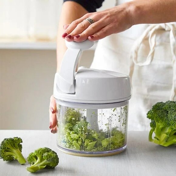 EUC Pampered Chef Manual Food Processor - Picture 1 of 8